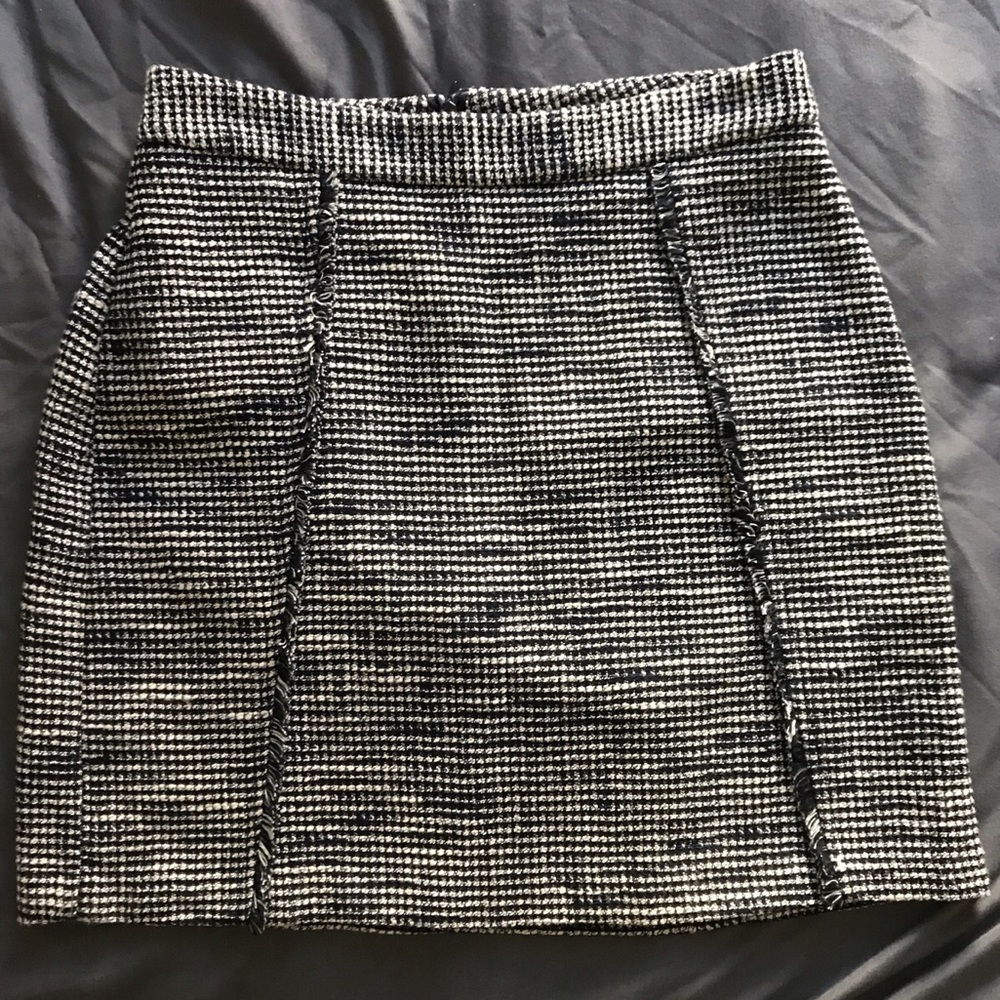 Zara tweed mini skirt